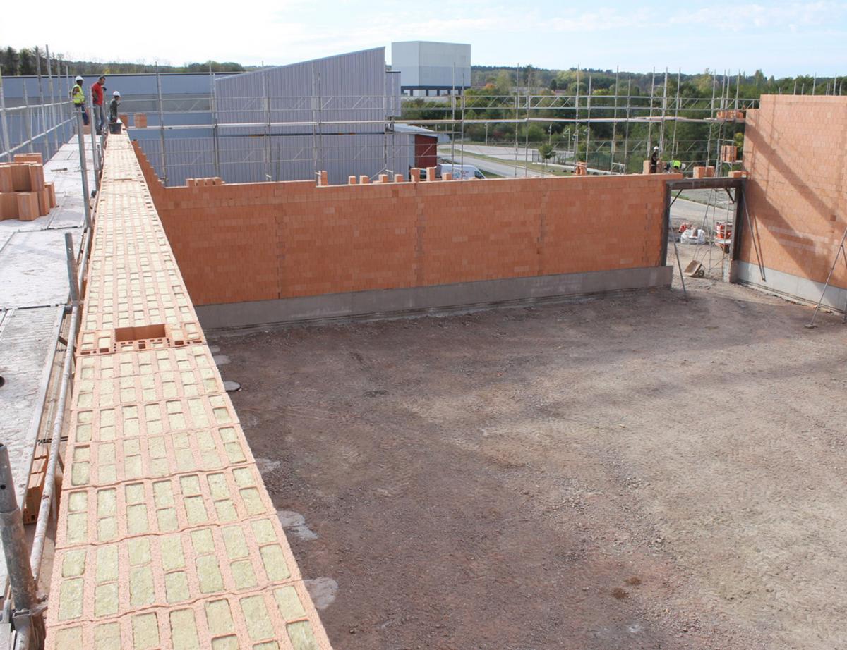 Terre cuite et RE 2020 : au rendez-vous des exigences bas carbone